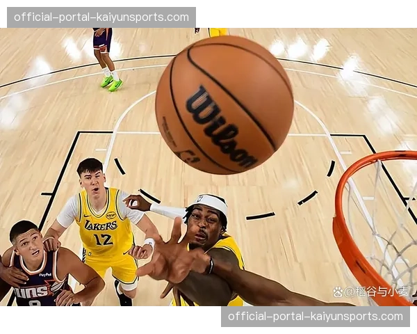 气象预报显示多伦多周末有雨，猛龙队室内训练重点演练外线投篮